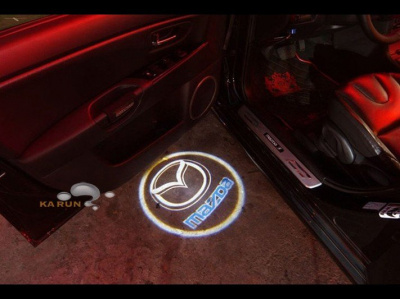 Лазерная подсветка Welcome со светящимся логотипом Renault в черном металлическом корпусе, комплект 2 шт.